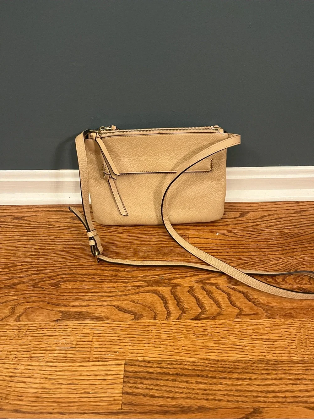 Vince Camuto Gally leather crossbody bag